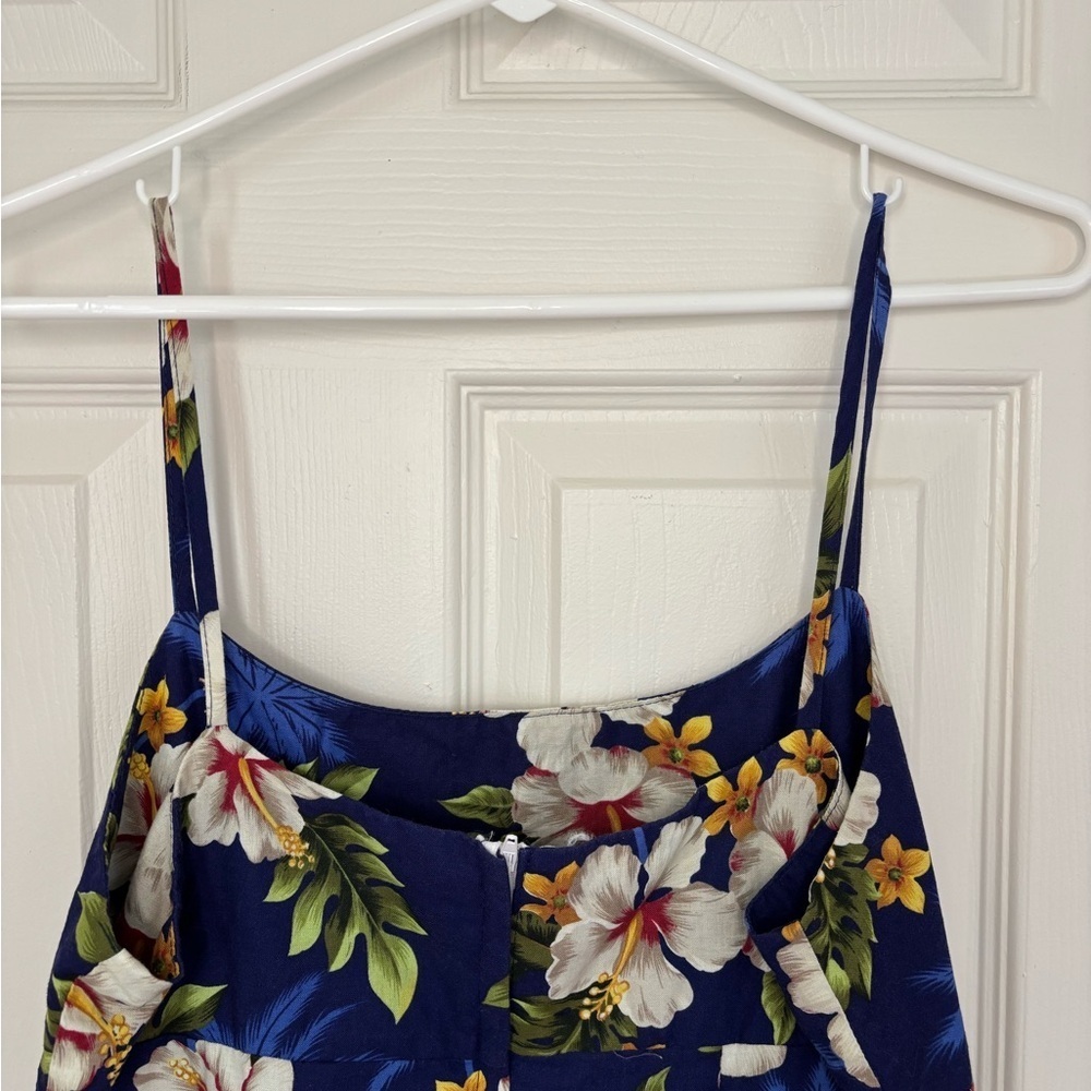 Pacific Legend Tropical Floral Dress - Picture 4 of 10